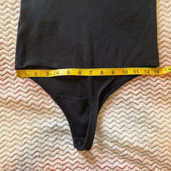 Abercrombie & Fitch Soft Ribbed Black Bodysuit - Size Medium - Picture 8 of 10
